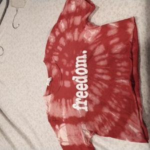 Cropped red bleach dyed tshirt